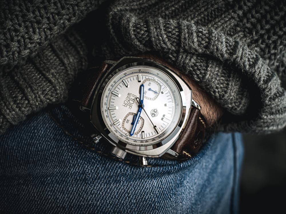 Indie Watch Strum Quartz Watch, White, 42 mm, Chronograph, 521L