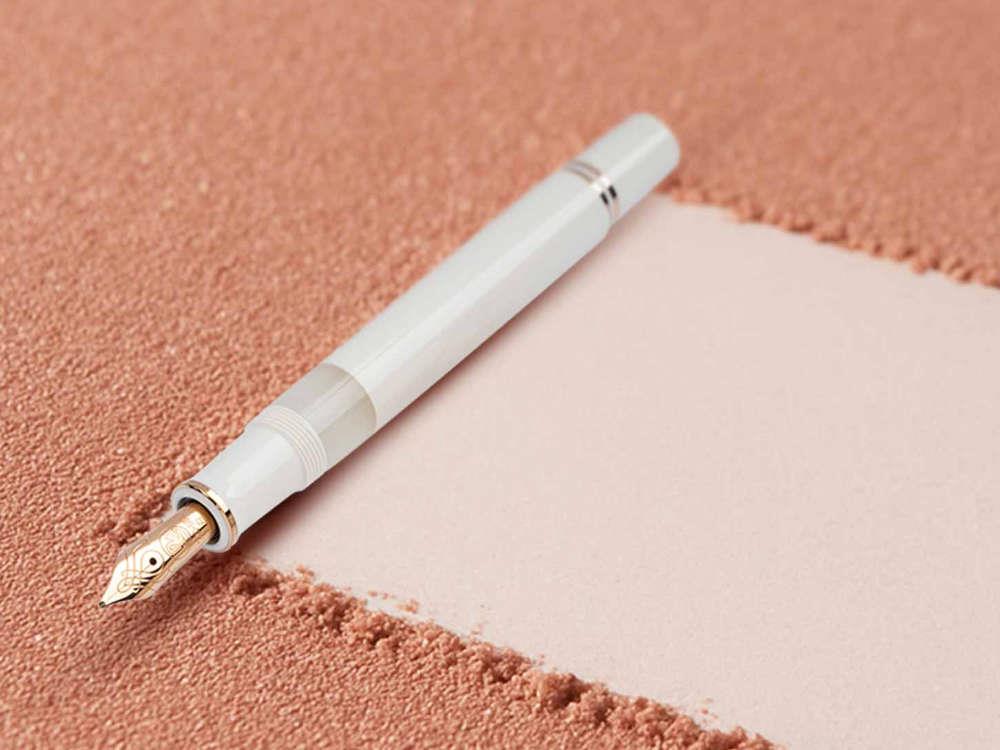 Pelikan M600 White & Rose Gold Fountain Pen, Special Edition, 300014586