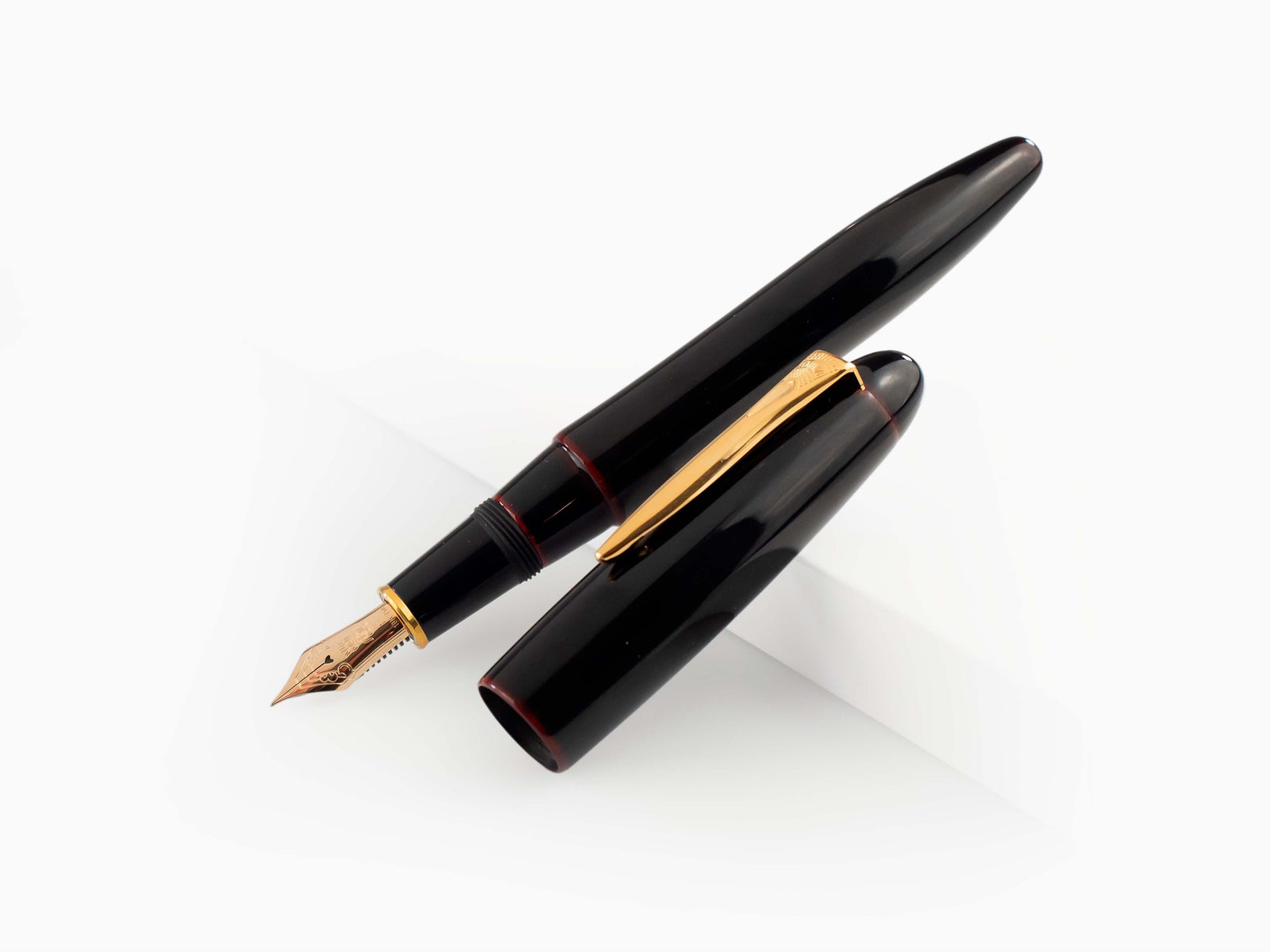 Platinum Izumo Fountain Pen, Red, Ebonite, Tamenuri PIZ-55000-28