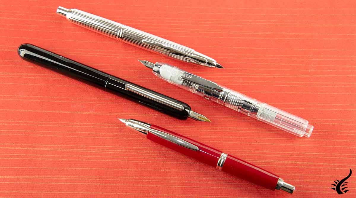 Retractable fountain pens