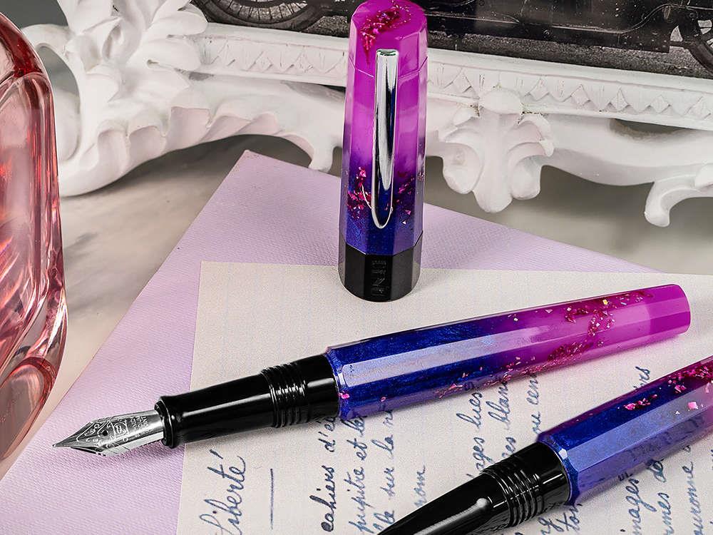 Benu Euphoria Love Story Fountain Pen, Pink, 05.1.03.5.0