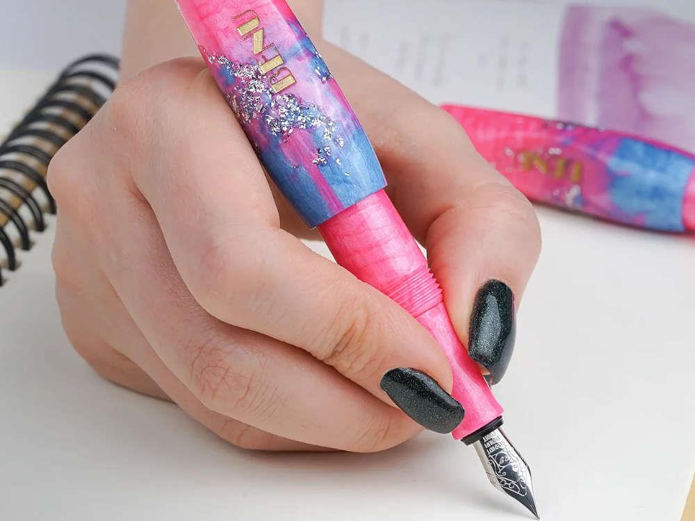 Benu Pixie Stardust Pink Fountain Pen, Pink, 24.2.4.5.0