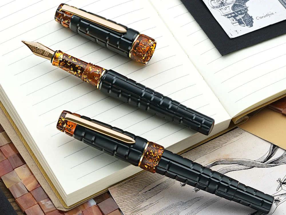 Benu Tessera Black Amber Fountain Pen, Gold plated, 25.2.33.6.0-S