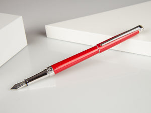Caran d´Ache Léman Slim Scarlet Red Fountain Pen, Lacquer, 4791.770