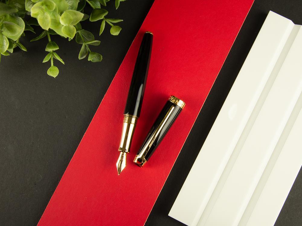 Caran d´Ache Léman Ebony Black Fountain Pen, Lacquer, 4799.282