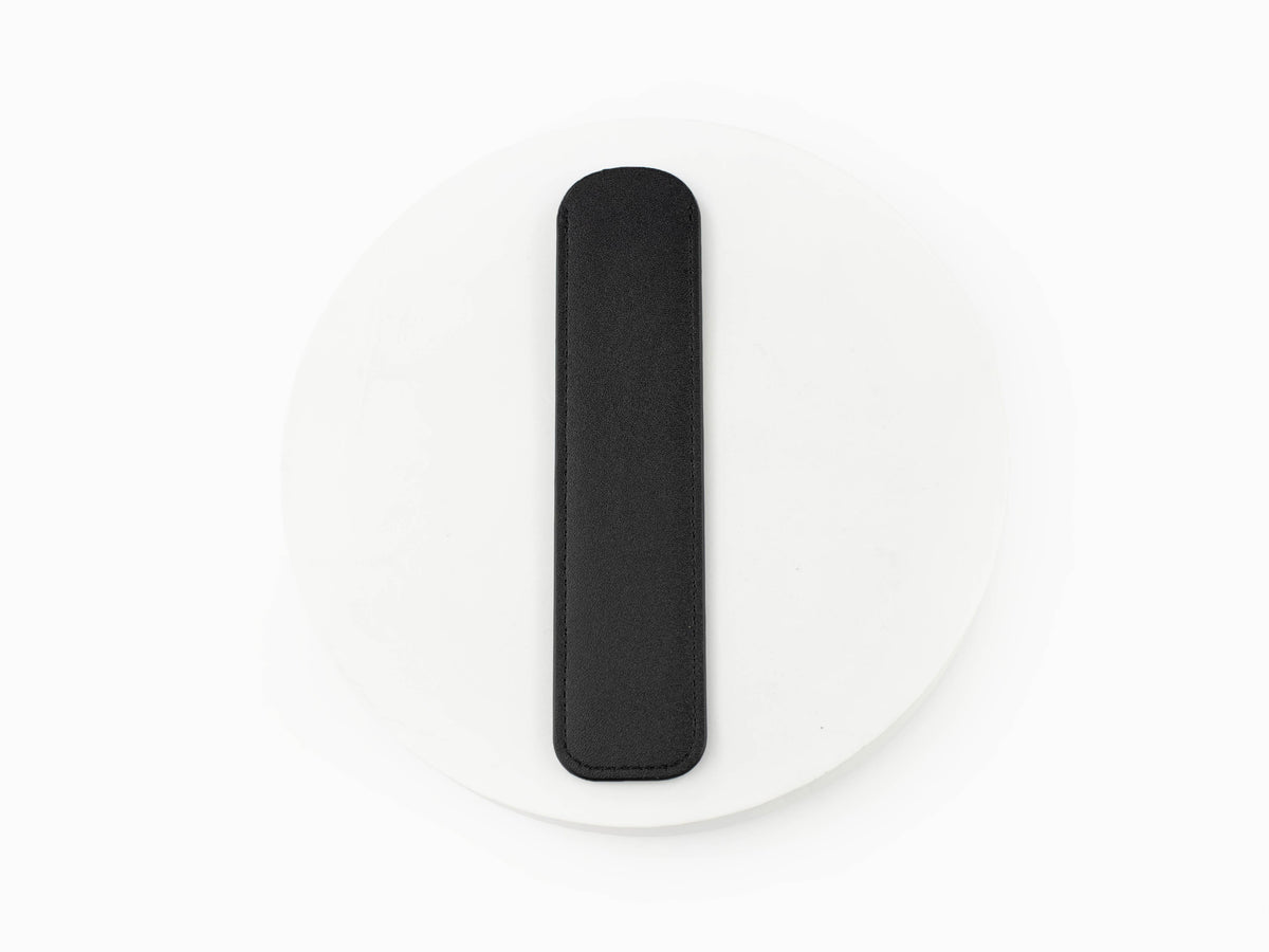 Iguana Writing Pouch Black