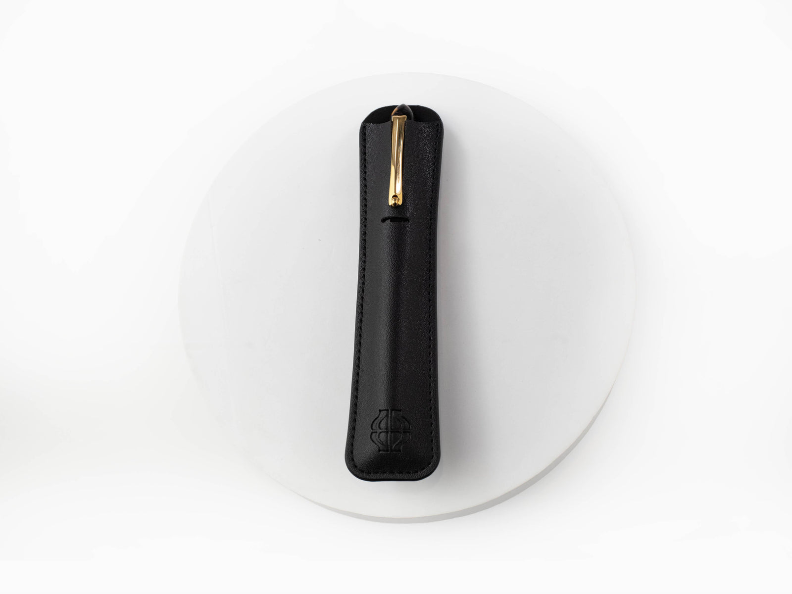 Iguana Writing Pouch Black