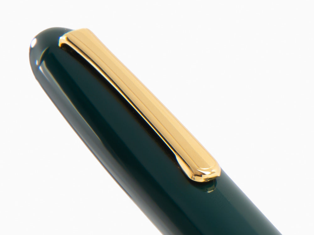 Nakaya Writer Midori Portable Fountain Pen, Ebonite and Urushi lacquer