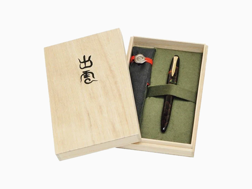 Platinum Izumo Fountain Pen Yakumo Byakudan, Maki-e