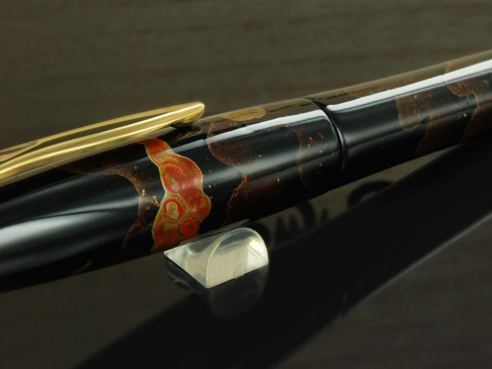 Platinum Izumo Fountain Pen Togi Yakumo, Maki-e