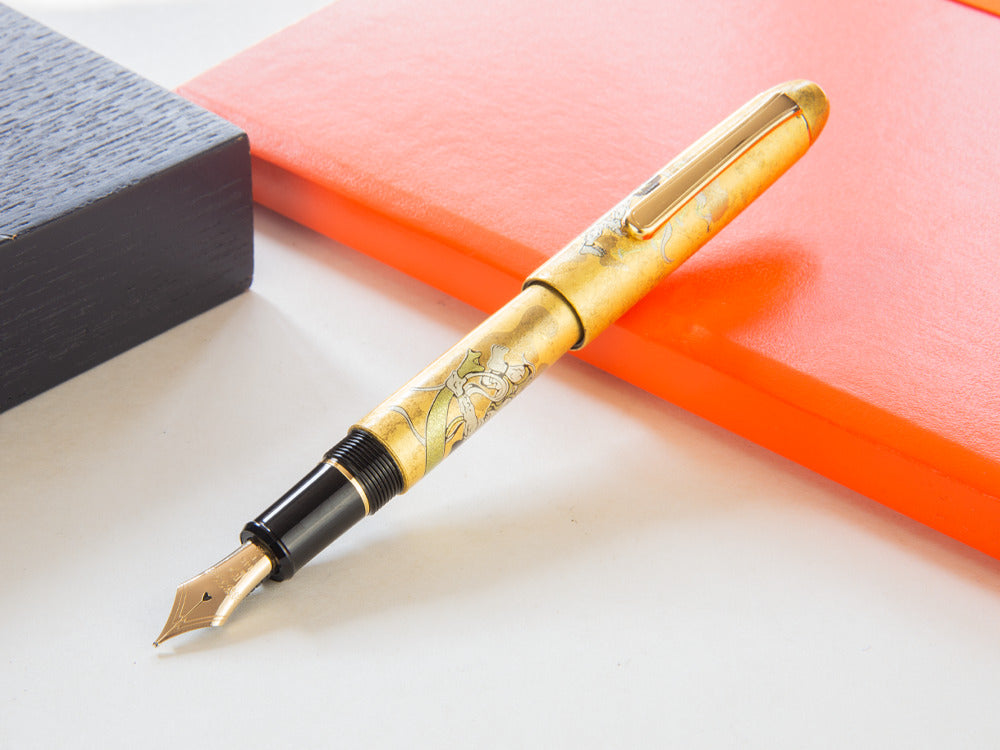 Platinum Kanazawa Maki-e Fujin Raijin Fountain Pen, PNB-35000H-3 Nib Sizes: Medium Broad - Image 2
