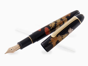 Platinum Urushi Maki-e  Poppy Fountain Pen, Gold trim, Limited Edition