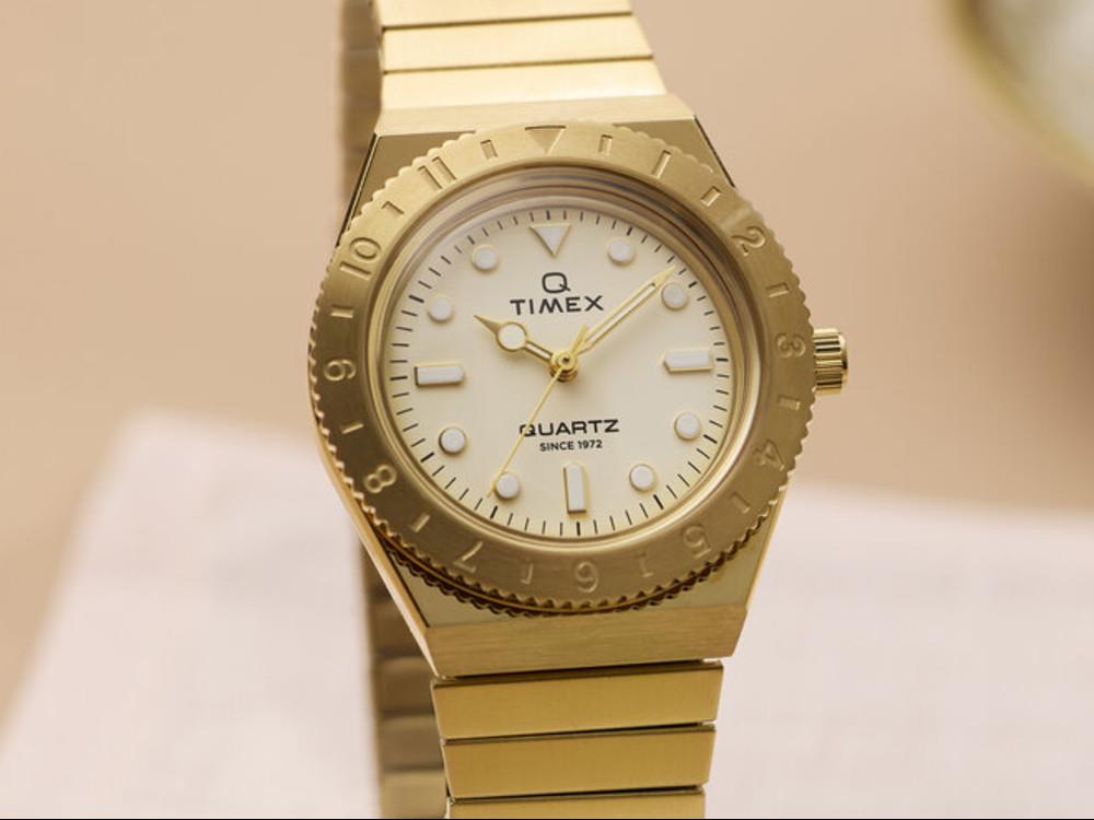 Timex Q Timex Quartz Watch, Golden, 30 mm, TW2Y57500