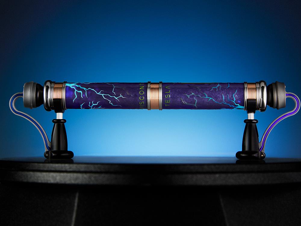 Visconti Tesla Fountain Pen, Resin, 18k Gold, Limited Edition,KP63-01-FP